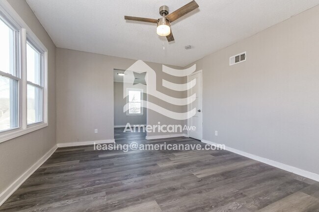 Foto del edificio - 7901 Brooklyn Ave