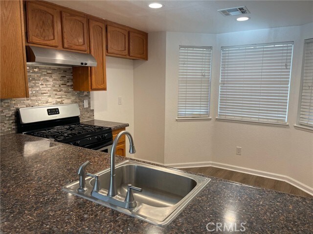 Foto del edificio - 1005 Lilac St