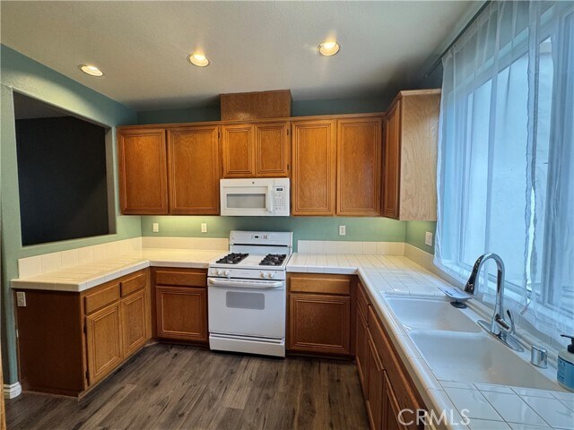 Foto del edificio - 74 Seacountry Ln