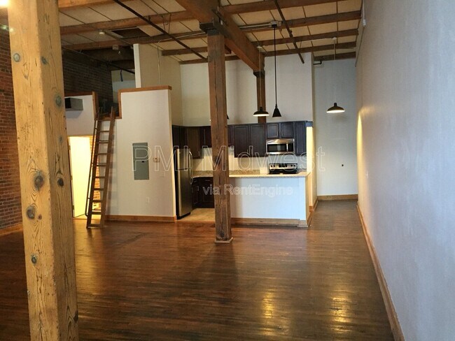 Building Photo - 501 Madison Ave