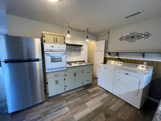 Foto del edificio - 213 SW 31st Ave