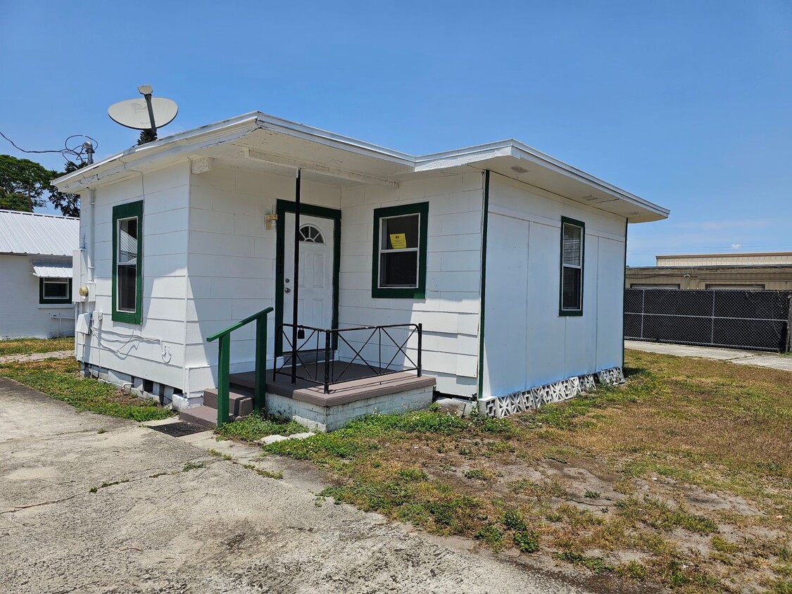 1 Bed rental @ OBT & 22nd - 1 Bed rental @ OBT & 22nd