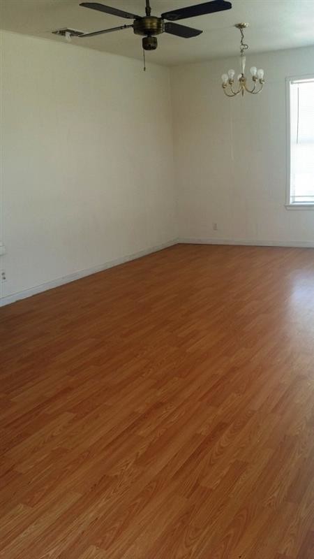 Foto del edificio - 1208 N Pecos St