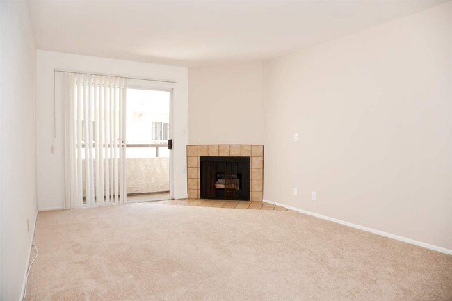 Building Photo - 14440 Dickens St