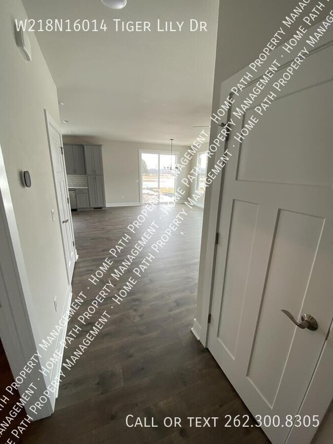 Building Photo - W218N16014 Tiger Lily Dr