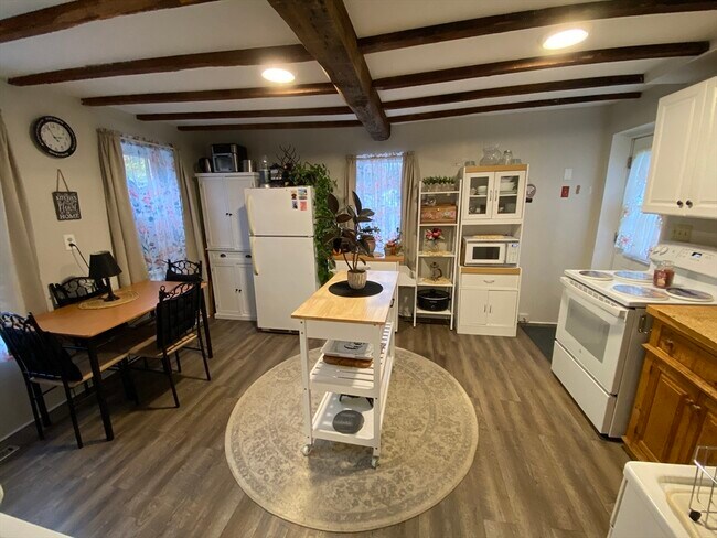 Foto del edificio - 626 Elm St