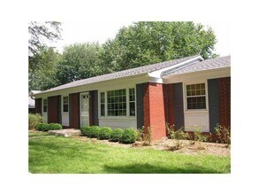 Building Photo - 10239 Orchard Park Dr W