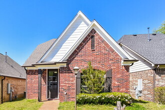 Building Photo - 7396 Brentridge Dr