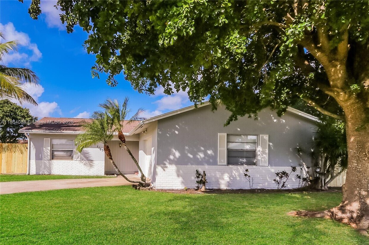 Foto principal - 1105 Sonata Way