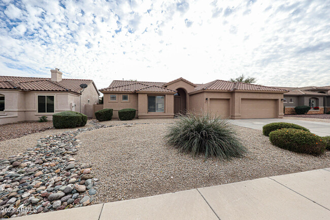 Building Photo - 4603 W Villa Linda Dr