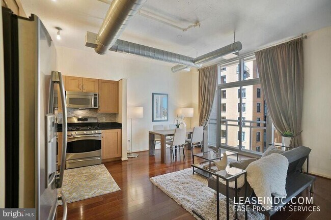 Foto del edificio - 811 4th St NW