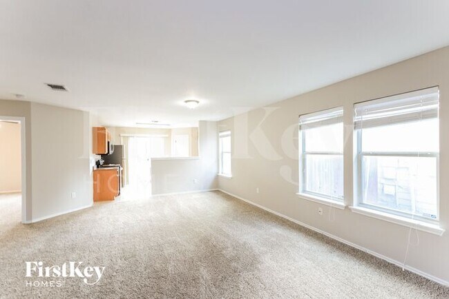 Building Photo - 10937 Geneva Vale