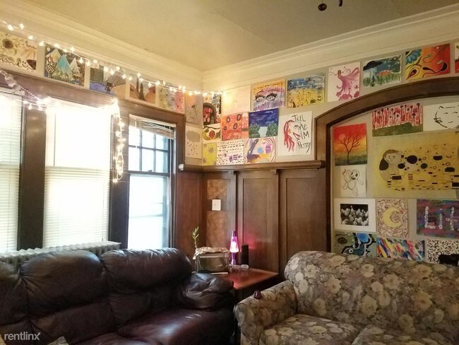 Foto del edificio - 3034 N Maryland Ave
