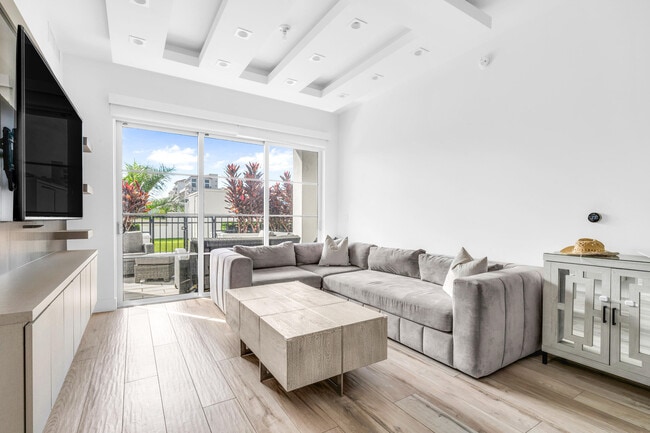 Foto del edificio - 155 E Boca Raton Rd