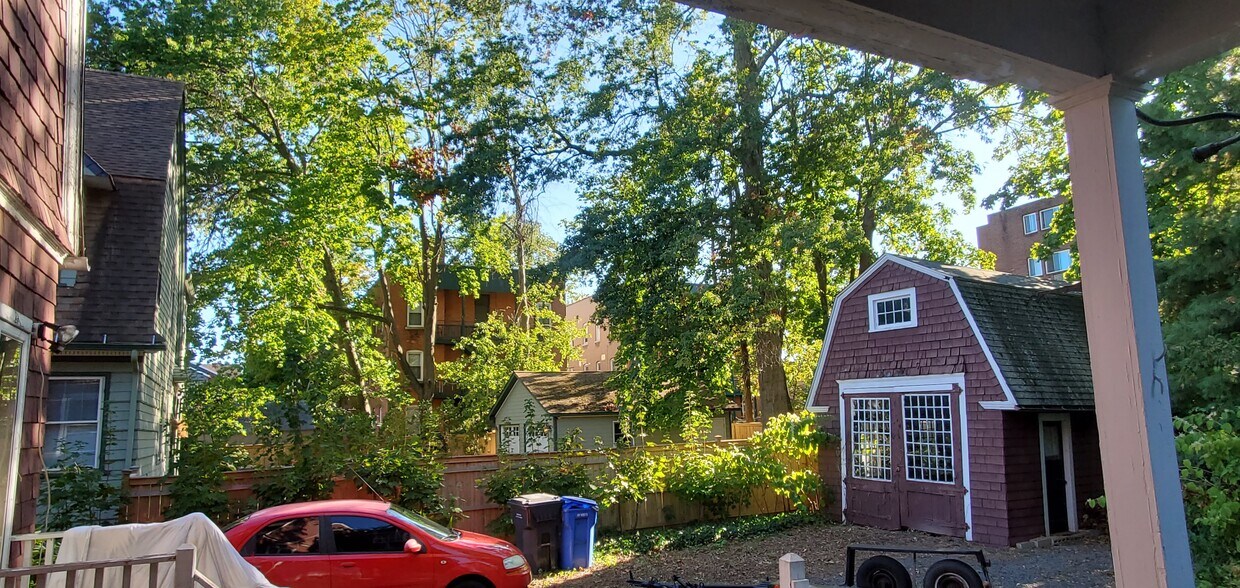 Foto principal - 25 N BEACON ST