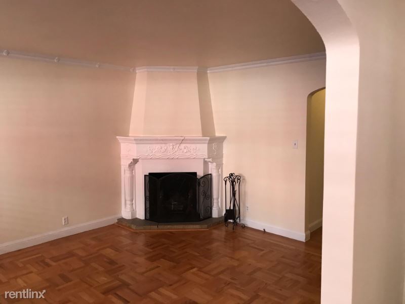 Building Photo - 3 br, 2 bath Condo - 957 N Point Street