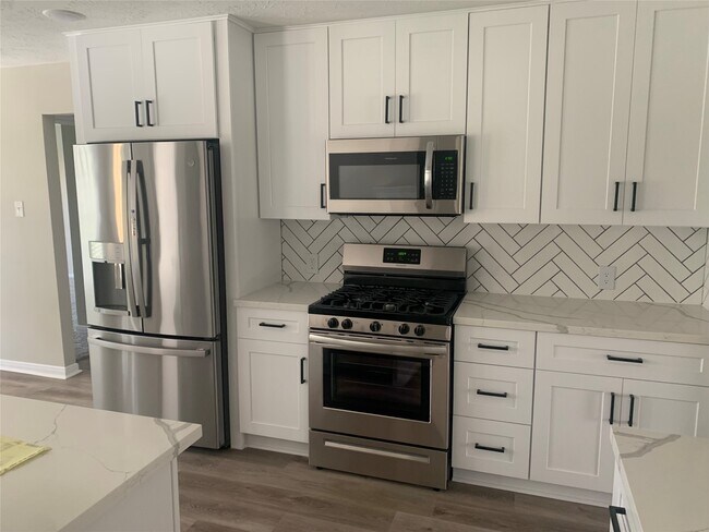 Foto del edificio - 22718 Tara Way Dr