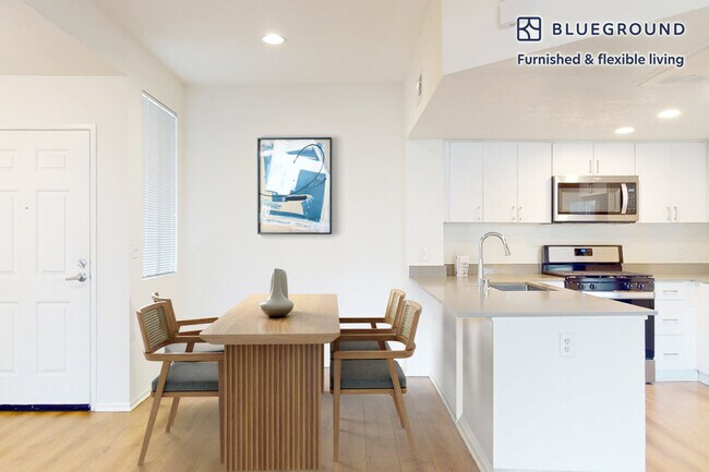 Foto del edificio - 351 Hodencamp Rd