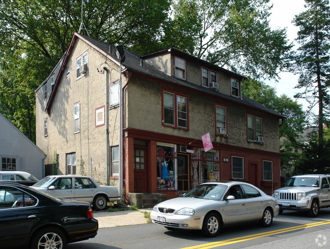 Foto del edificio - 106 Pocantico St