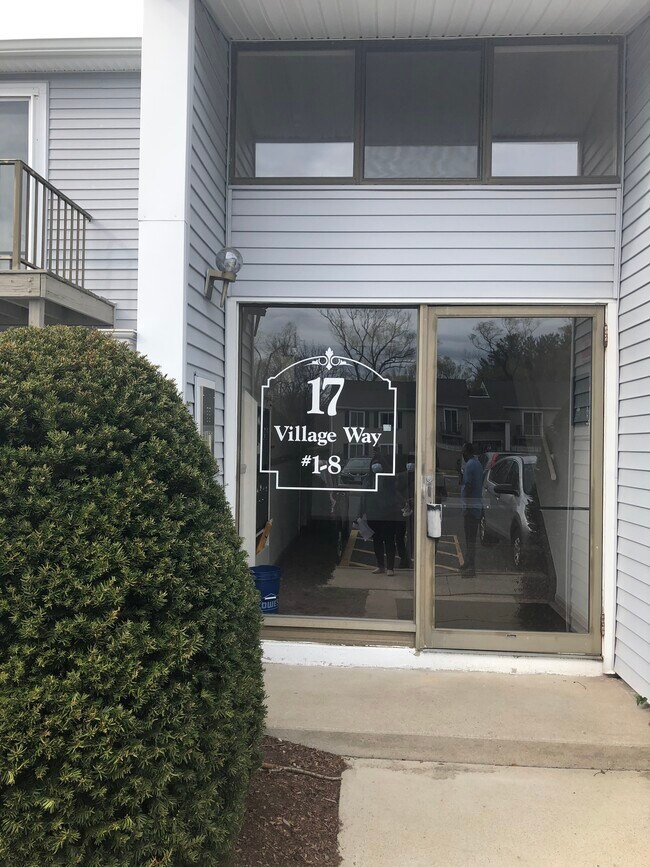 17 Village Way Unit 8, Natick, MA 01760 Condo for Rent in Natick, MA