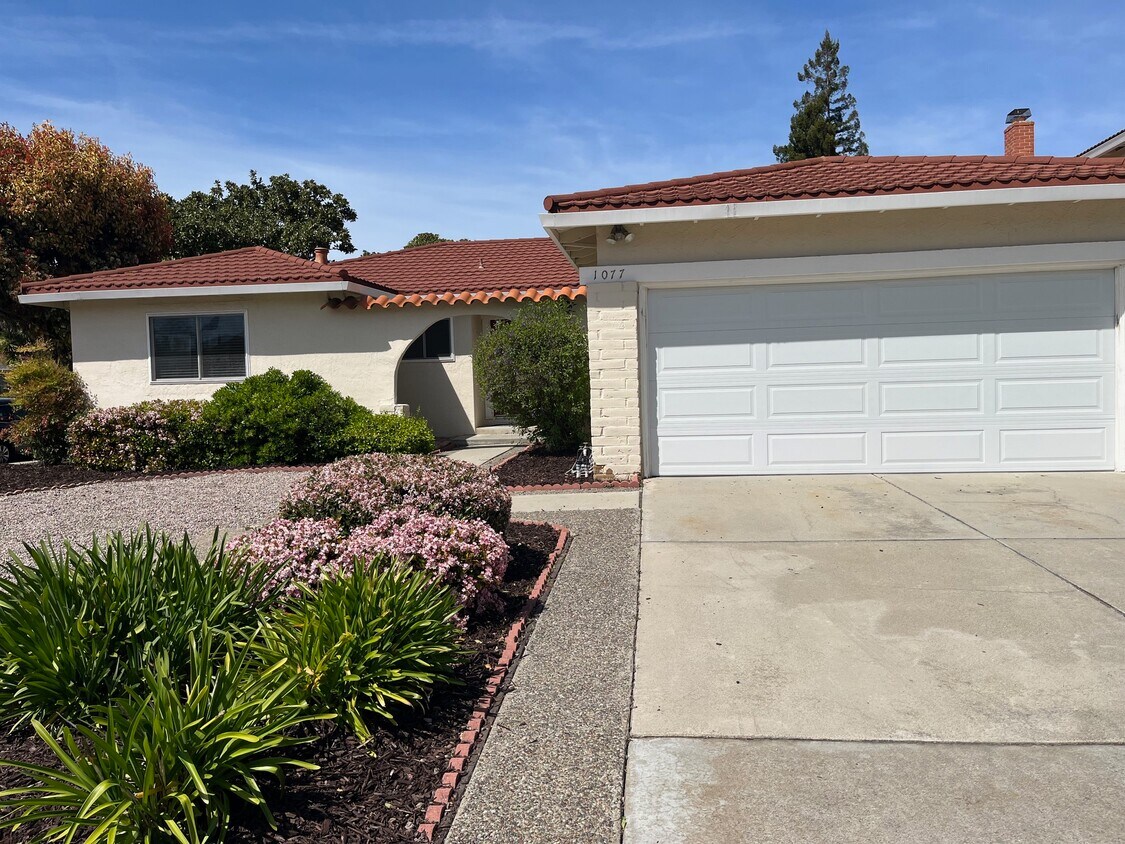 1077 Iberis Ct, Sunnyvale, CA 94086 House Rental in Sunnyvale, CA