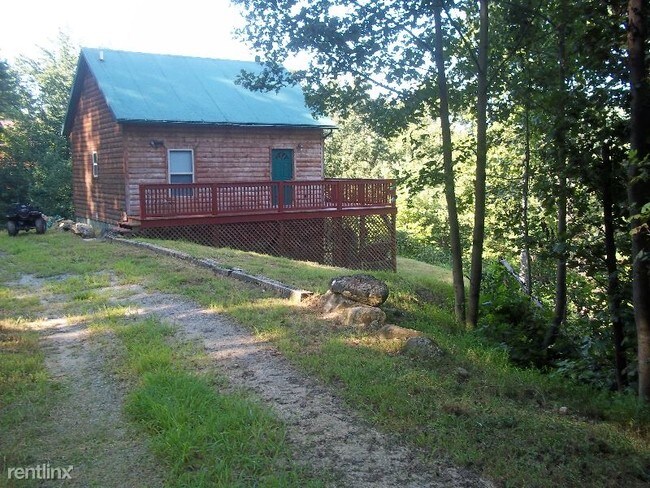 Building Photo - 4 br, 2 bath Apartment - 696 Blue Rock Road