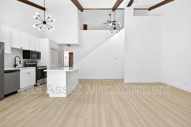 Foto del edificio - 2079 Ascot Dr