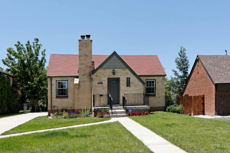 Primary Photo - 2521 Krameria St