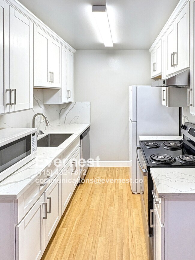 Foto del edificio - 5334 Monterey Rd