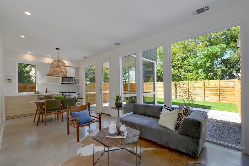 Primary Photo - 5514 Avenue H