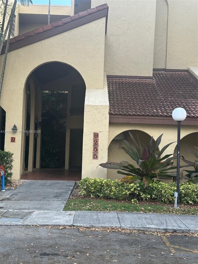 Building Photo - 9255 SW 125th Ave