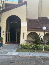 Building Photo - 9255 SW 125th Ave