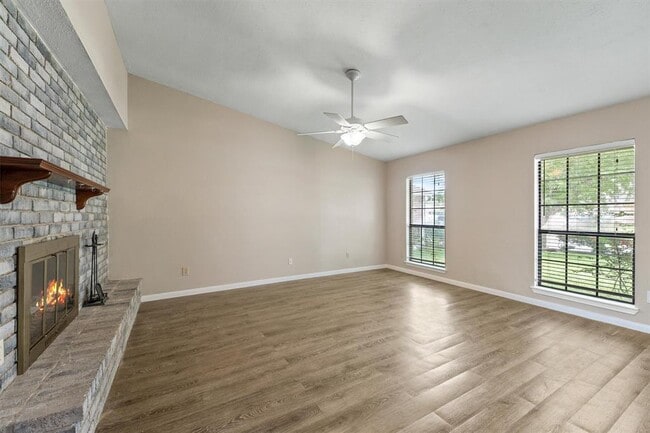 Building Photo - 6931 Tara Dr
