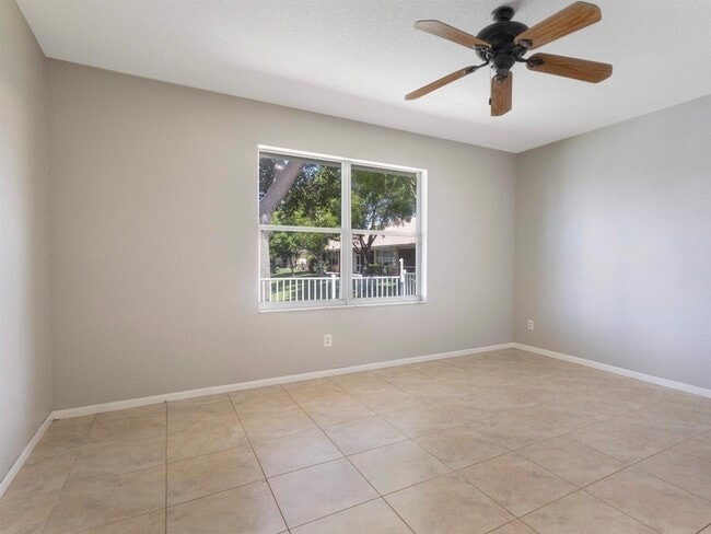 Building Photo - 219 Coral Trace Ln