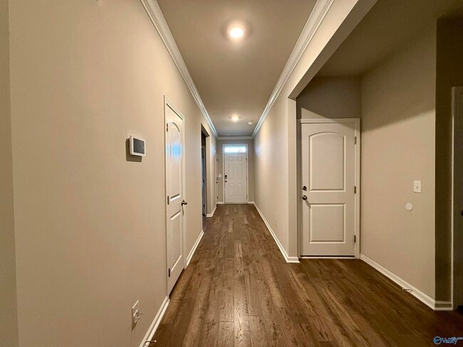 Building Photo - 116 River Haven Dr