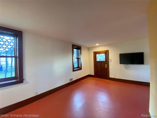 Foto del edificio - 3016 E Grand Blvd