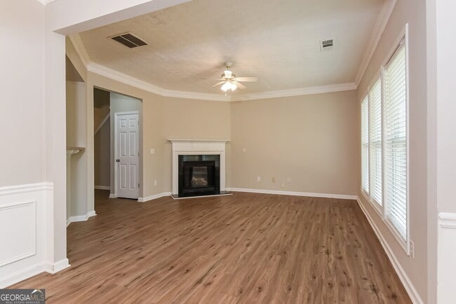 Building Photo - 906 Gardenia Curve