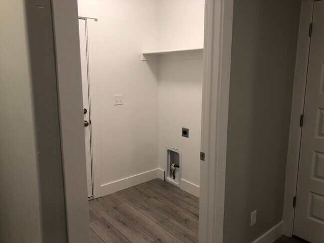 Foto del edificio - 357 W 400 N St