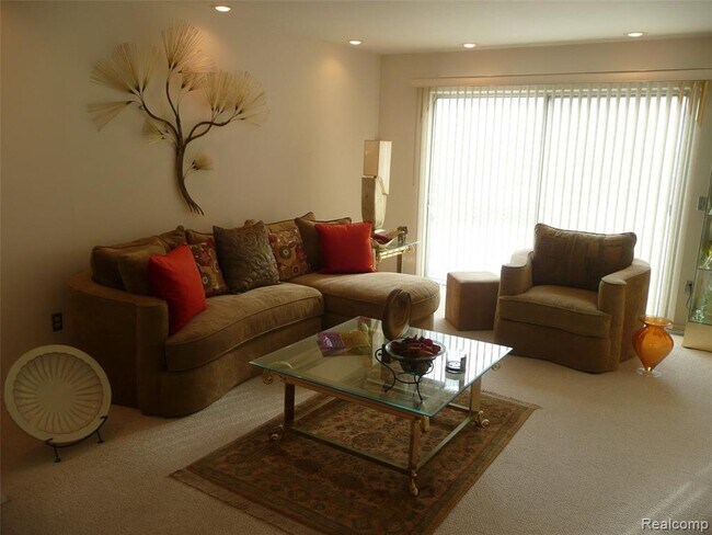 Foto del edificio - 21603 Hidden Rivers Dr N