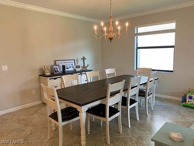 Foto del edificio - 9239 Shadow Oak Ln