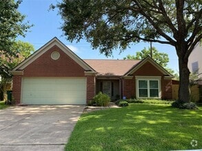 Building Photo - 5301 Spring Cir Dr