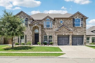 Building Photo - 6043 Oakmere Ln