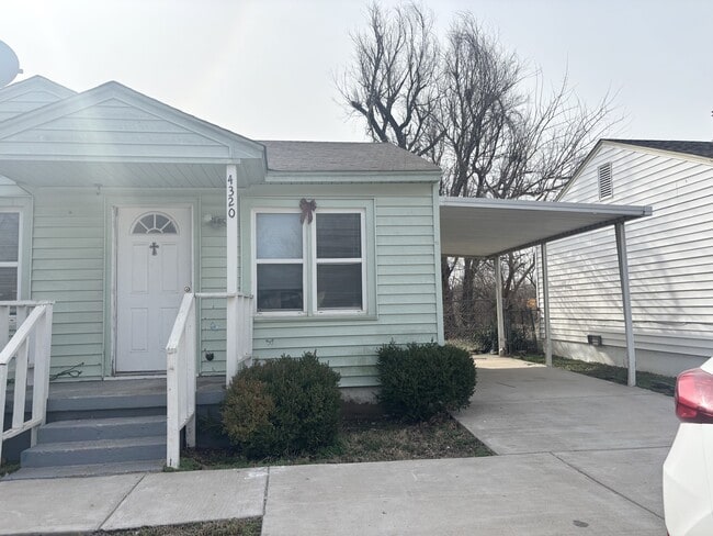 Photo - 4320 SE 43rd St House