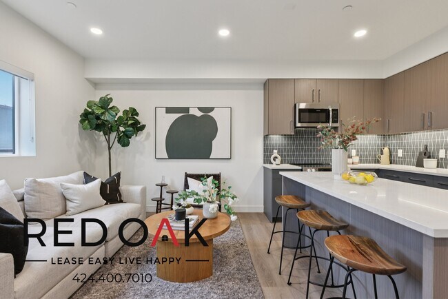 Foto del edificio - 5717 Carlton Way