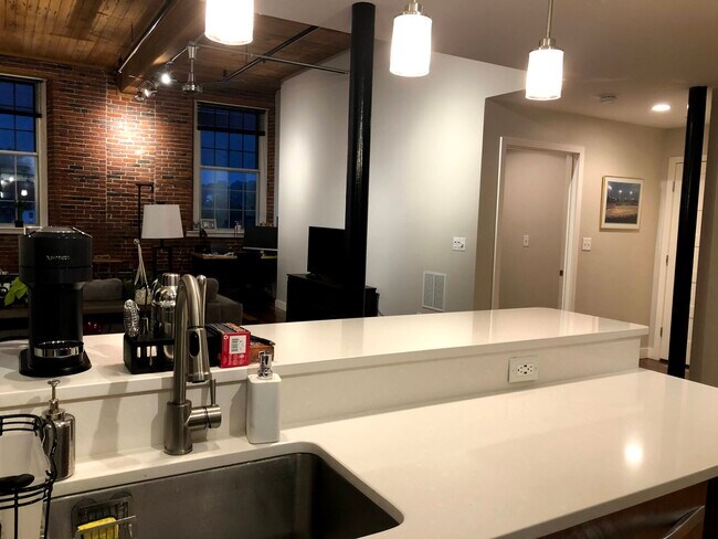 Foto del edificio - 130 John St