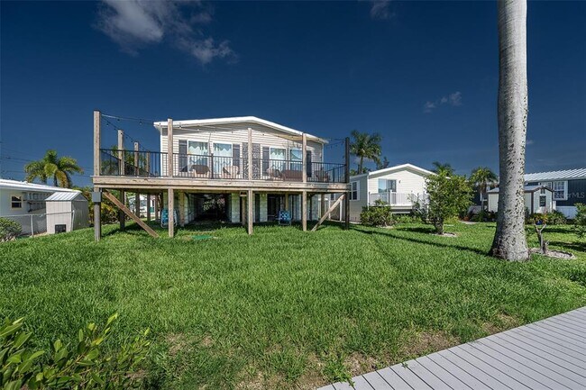 Foto del edificio - 3118 Bayberry Ave
