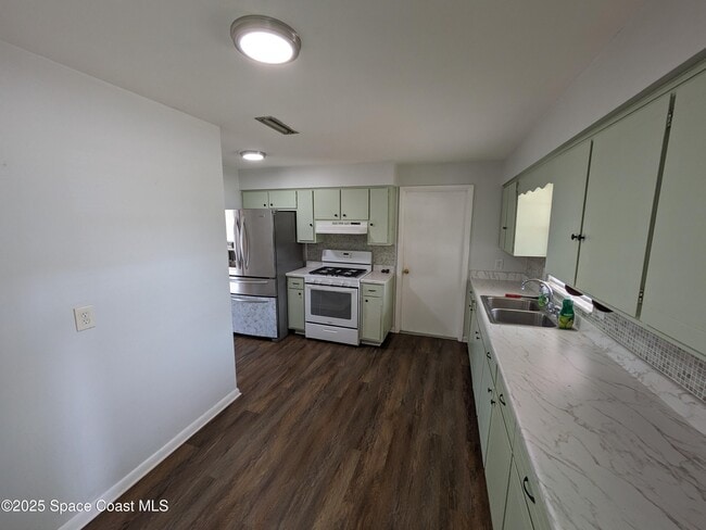 Building Photo - 4955 Melissa Dr