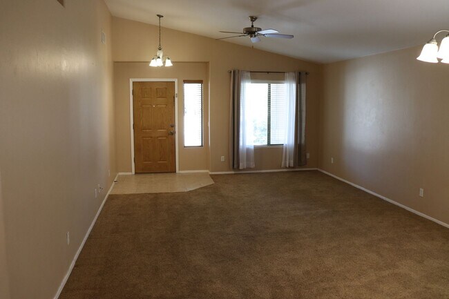 Foto del edificio - 4bed/2 Bath in Desert Willow Estates