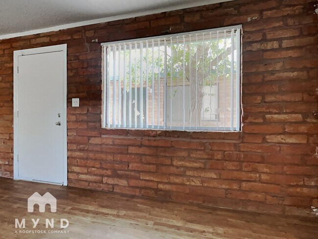 Foto del edificio - 910 S Dorsey Ln