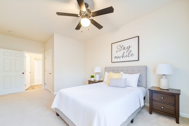 Building Photo - Villas Marlin Bay